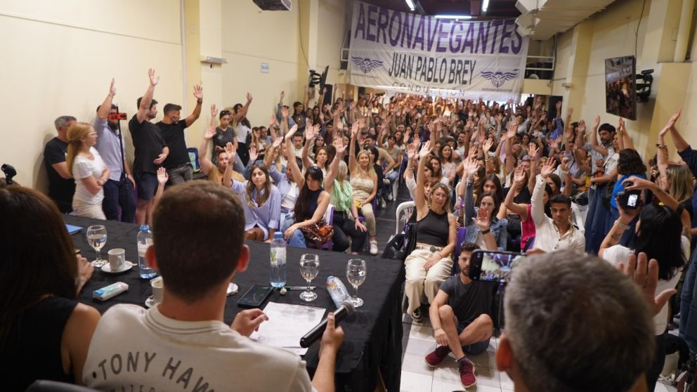 Asamblea en Aeronavegantes