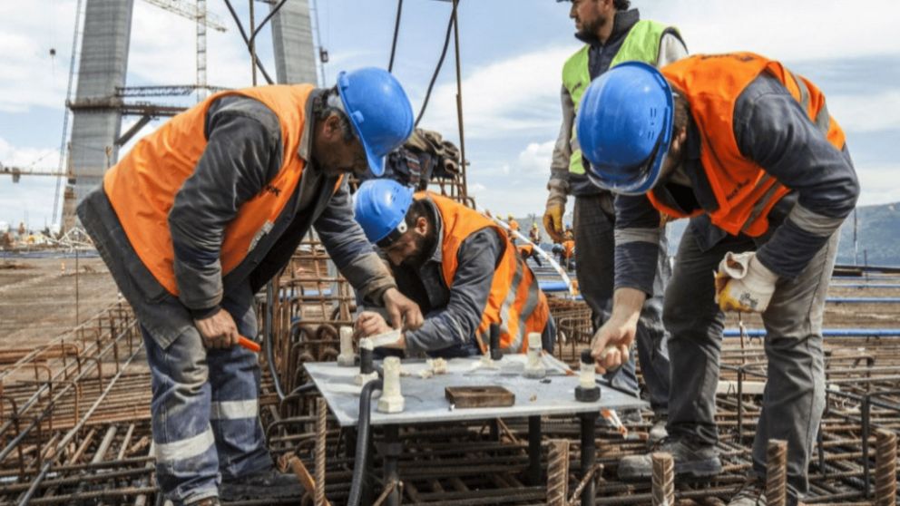 Nuevas escalas salariales para obreros de la construcción en julio de 2024.