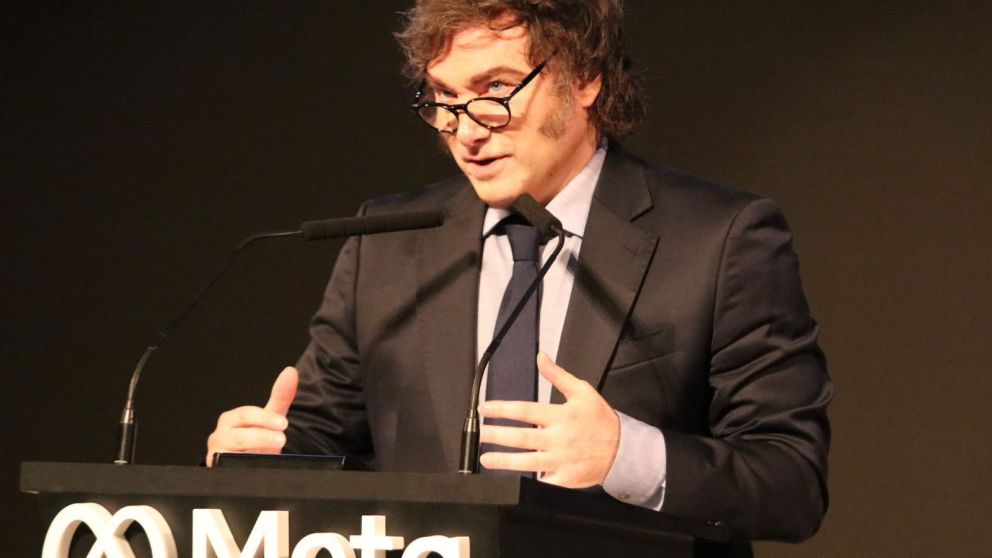 Milei celebró la desinflación y dio señales de continuidad para el carry trade