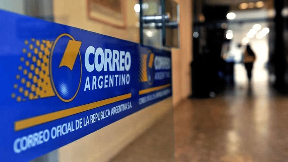 El anuncio sobre desregulación del correo fue realizado por el vocero Manuel Adorin