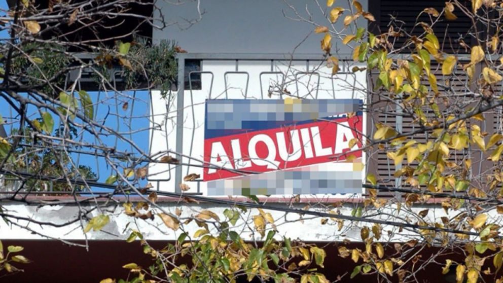 El costo de alquilar en CABA supera los $800.000 para un departamento de dos ambientes