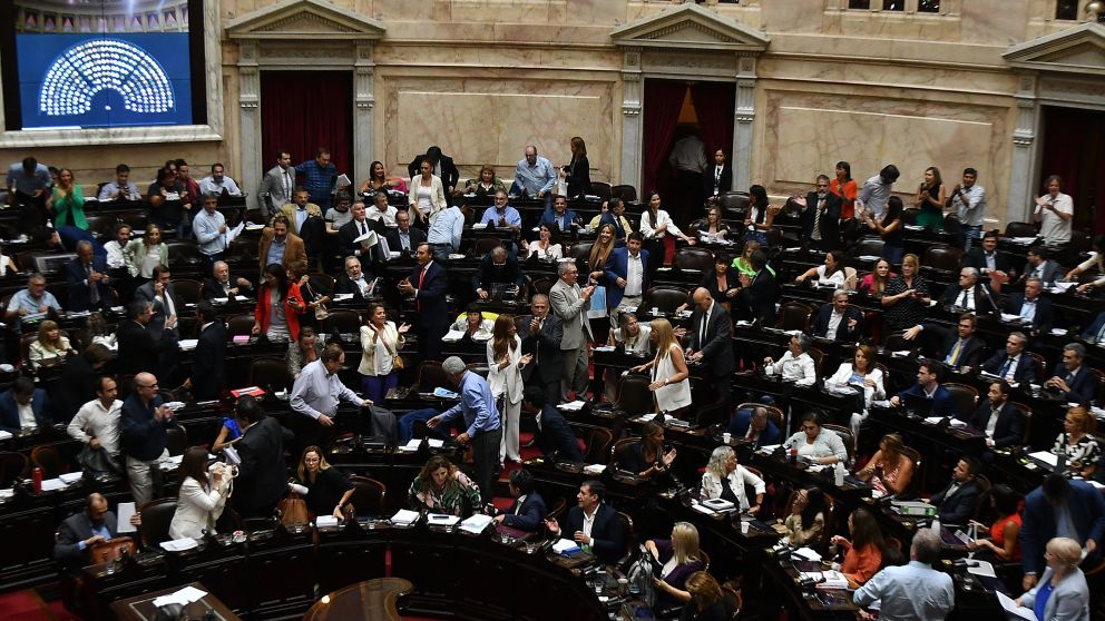 Dinamitados los puentes, en Diputados avizoran un per�odo de inactividad