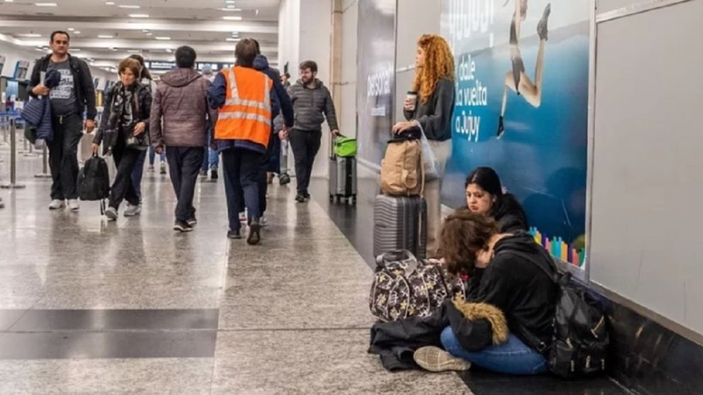 Paro en Aeroparque: echaron a quince empleados de Intercargo