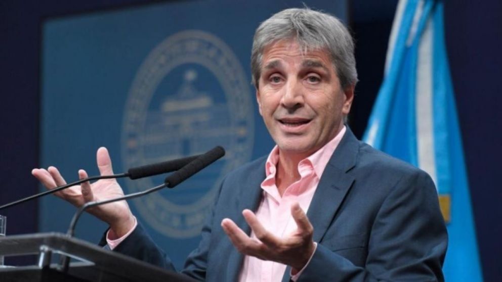 Luis Caputo señaló que el Gobierno no busca cerrar las universidades, sino auditarlas.