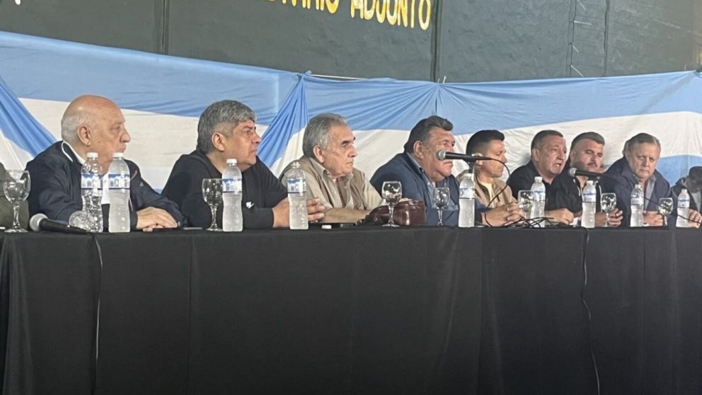 La UTA negocia su paritaria y define si se suma al paro de transportes del miércoles