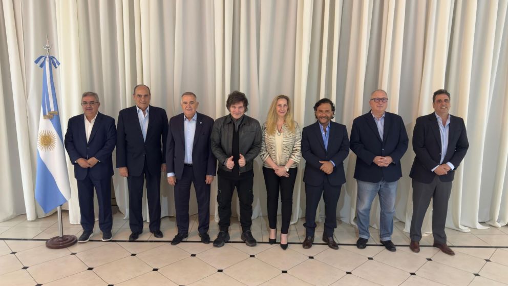 Javier Milei recibió en Olivos a los gobernadores peronistas que apoyaron el veto a la Ley de Financiamiento Universitario (Foto archivo).