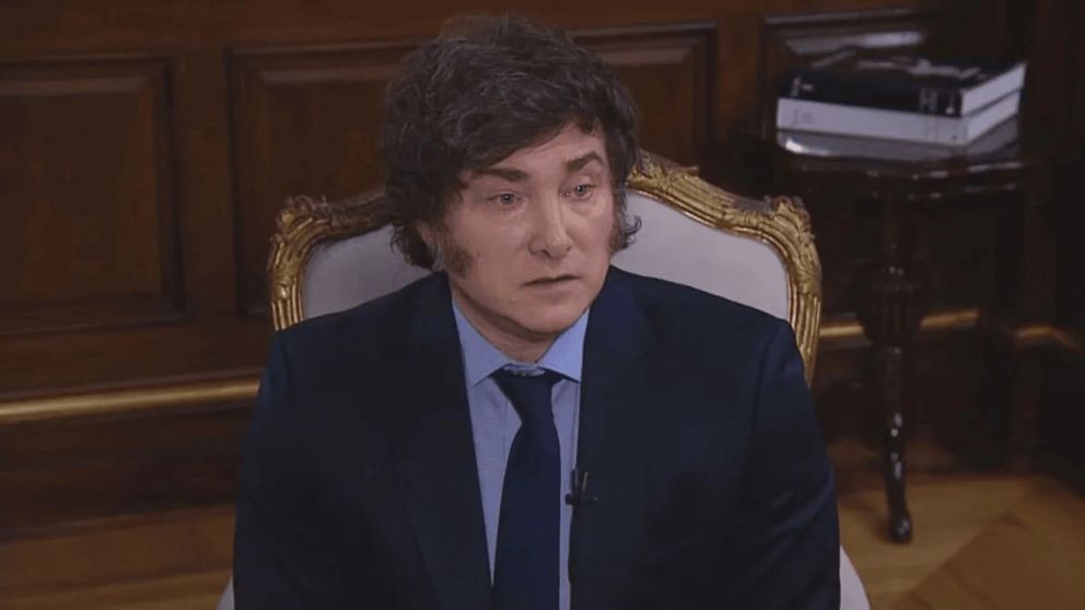 Javier Milei apuntó contra Cristina Kirchner y habló del rol de Karina Milei en las elecciones 2025