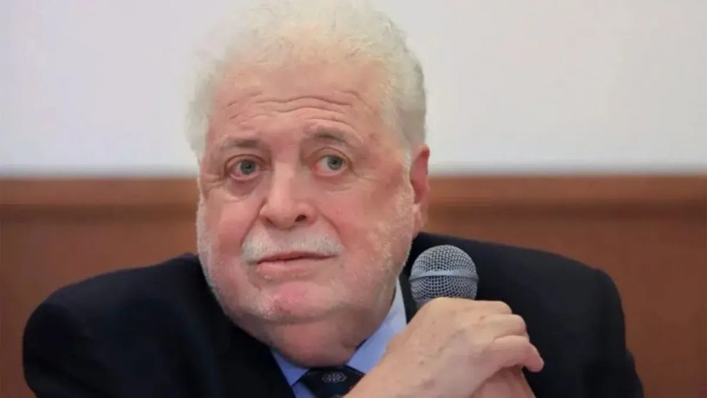 Se complica la situación para el exministro