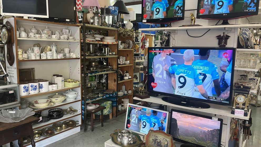 El negocio de comprar y vender barato objetos usados
