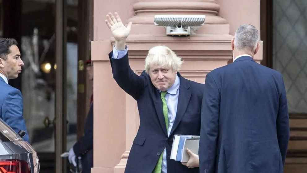 El ex primer ministro brit�nico visit� a Javier Milei este lunes