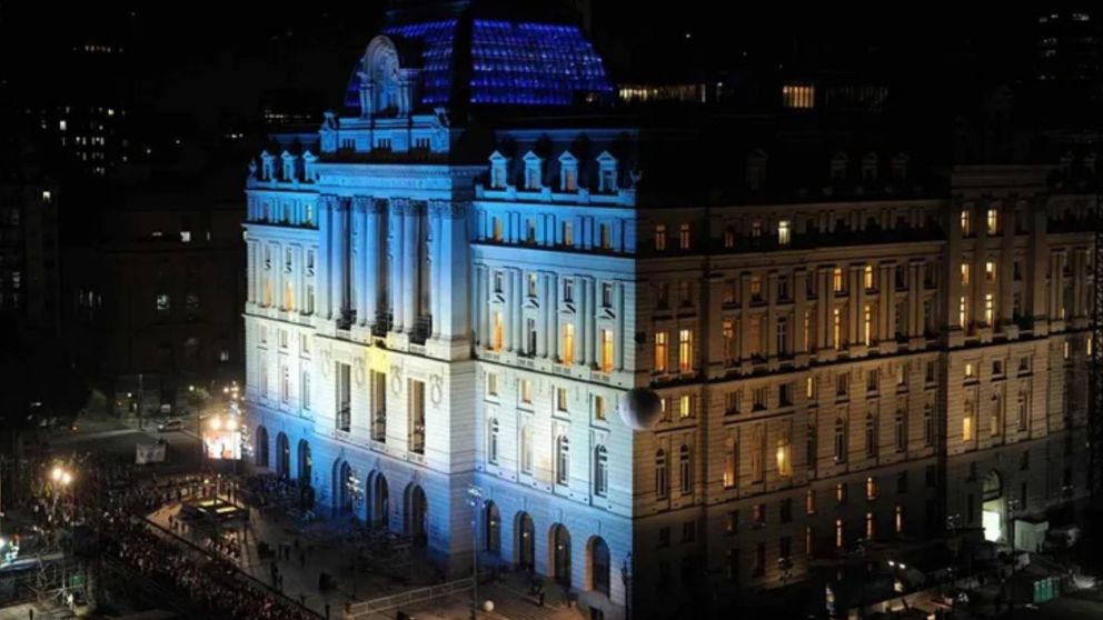 Milei despolitiza el CCK