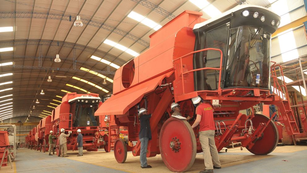 En 2021, un 76,6% de las cosechadoras vendidas fueron nacionales