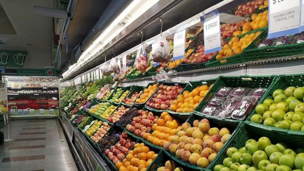 �Frutas y verduras m�s baratas? Se achica la brecha de precios entre Mercado Central y supermercados