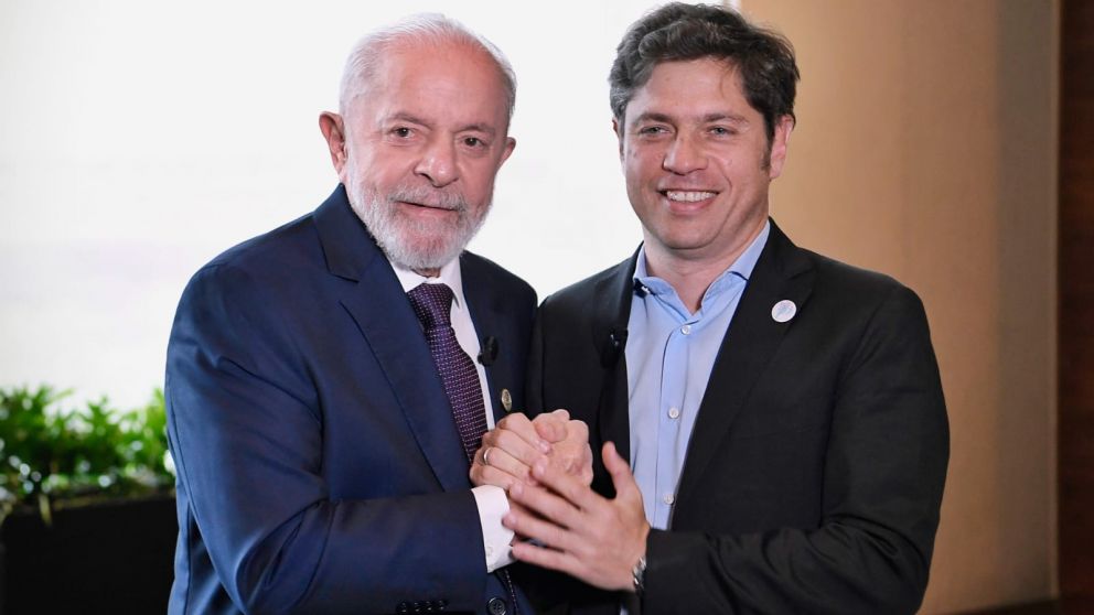 Kicillof y 'Lula' repasaron en México la actualidad política de ambos países.