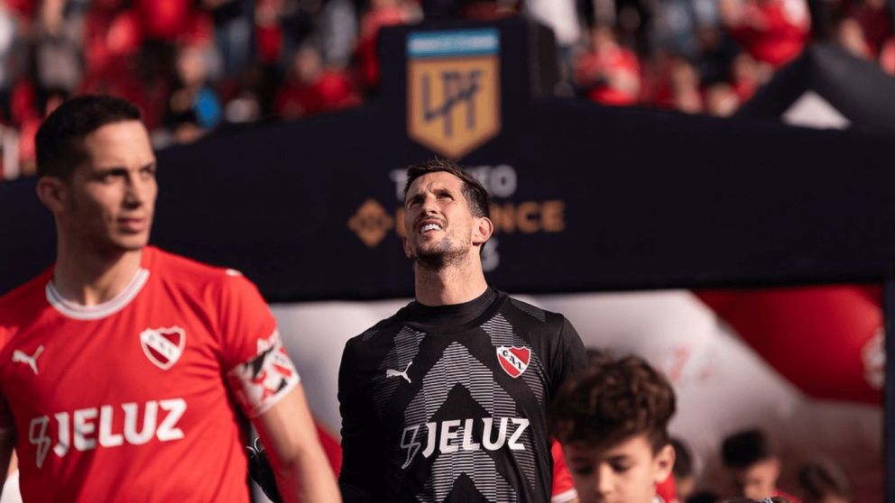 Rodrigo Rey, uno de los mejores arqueros de la Argentina, junto a Iván Marcone