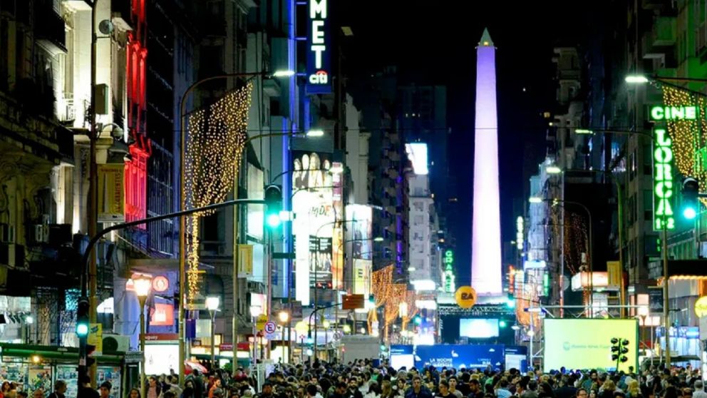 Más de 90 obras de teatro de la calle Corrientes con rebajas de hasta el 90%