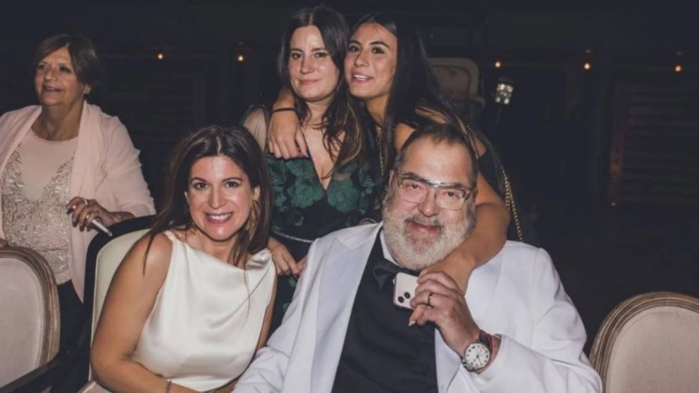 Se profundiza la interna entre la esposa de Jorge Lanata, Elba Marcovecchio, y sus hijas.