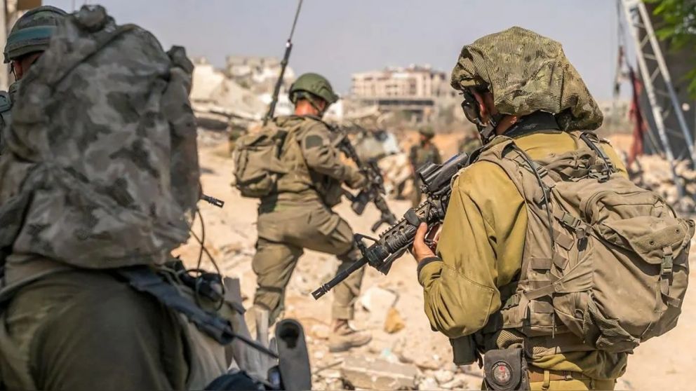 Las tropas israelíes se preparan a entrar al Líbano