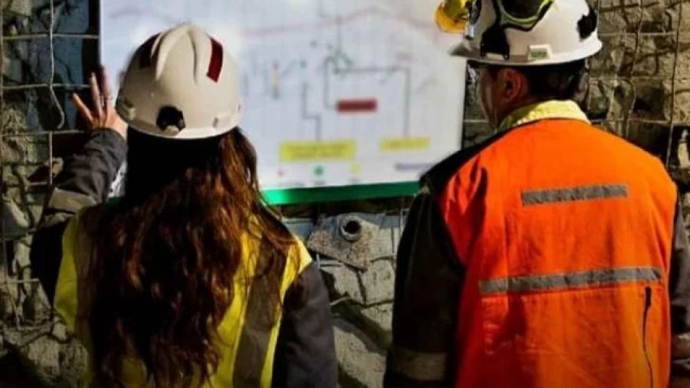La minera capacitó a su personal en nuevas tecnologías para elevar los estándares de eficiencia y sustentabilidad.