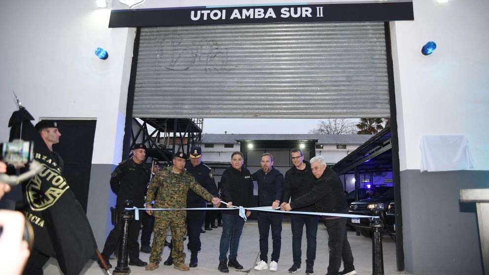 Granados y Alonso inauguraron la nueva base de la Unidad Táctica de Operaciones Inmediatas en Ezeiza