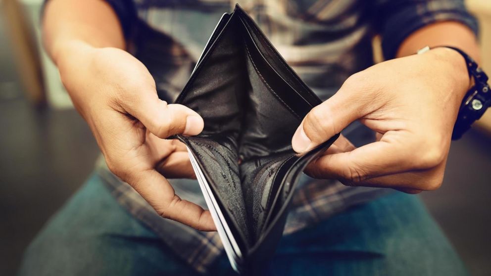 La plata en los bolsillos es lo que "no ve" la mayoría cuando llegan los últimos días del mes