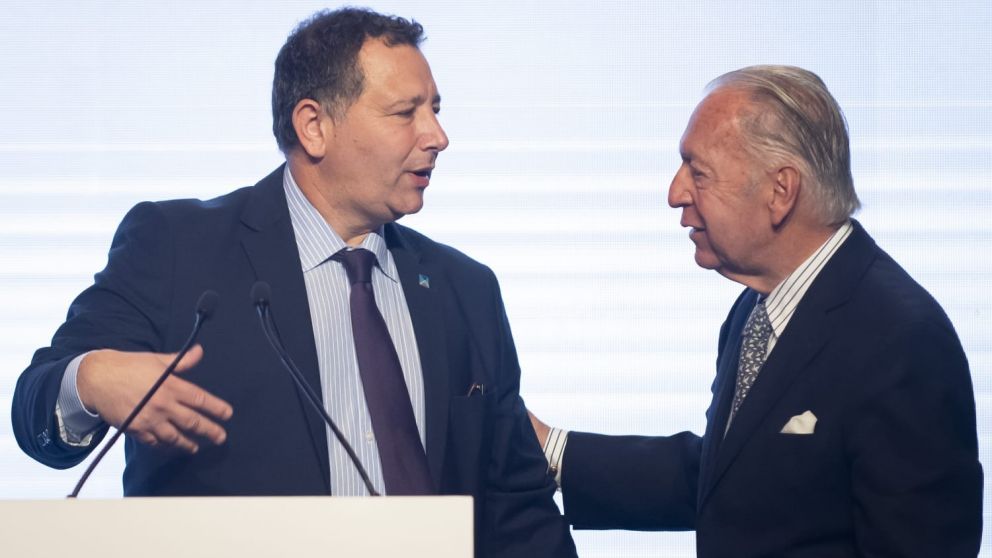 Elio del Re (derecha) y Daniel Funes de Rioja (izquierda)