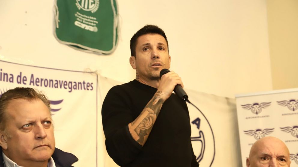 Biró y Brey, en la mira libertaria por Aerolíneas