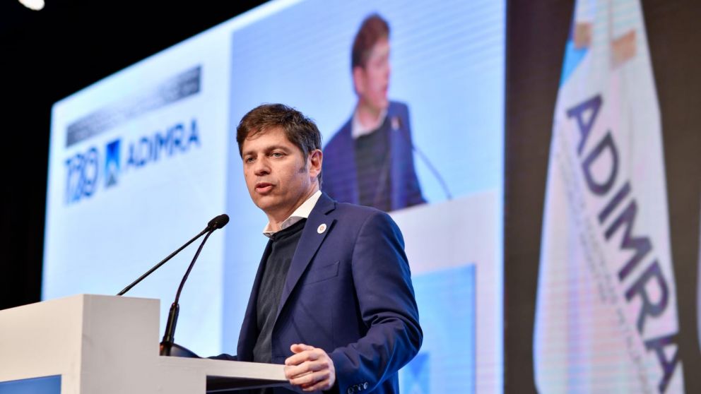 Kicillof: “La caída de la industria en estos meses tiene pocos precedentes".