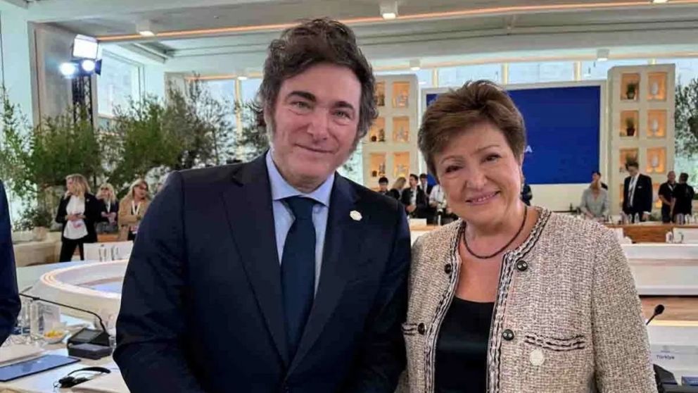 El FMI desplaz� a un funcionario clave que estaba enfrentado con Javier Milei