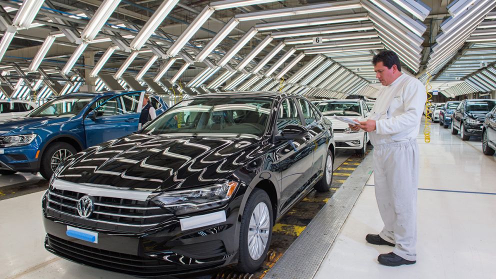 VW elimina la garantía que protege a los empleados contra el despido en Alemania