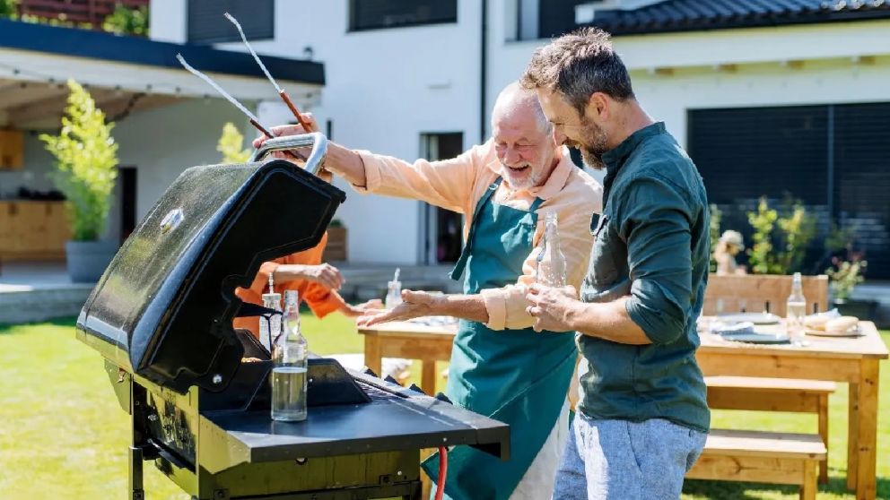 La clase media le dice adiós al asado con amigos o familia
