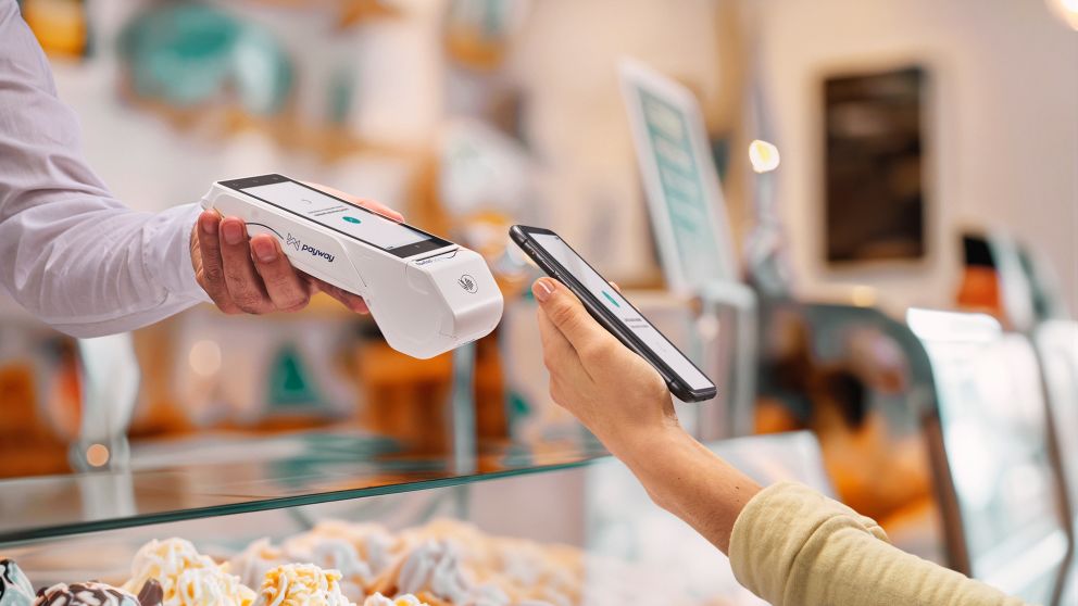 Comercios: entra en completa vigencia la norma sobre los pagos con tarjetas sin contacto