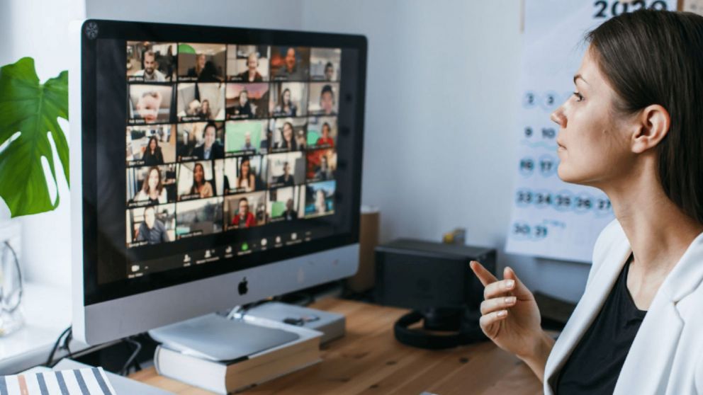 Oportunidades laborales home office y en dólares: los requisitos para aplicar
