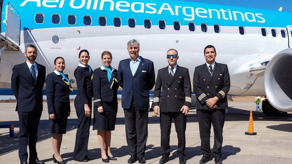 Conflicto salarial: ¿de cuánto son los salarios de los empleados de Aerolíneas Argentinas?