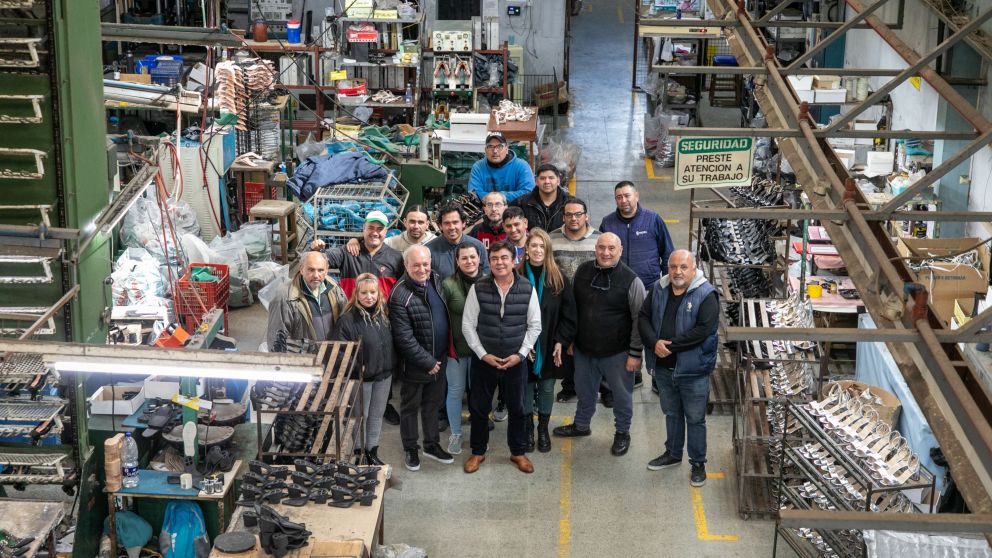 Espinosa apoyó a los industriales contra el megatarifazo.