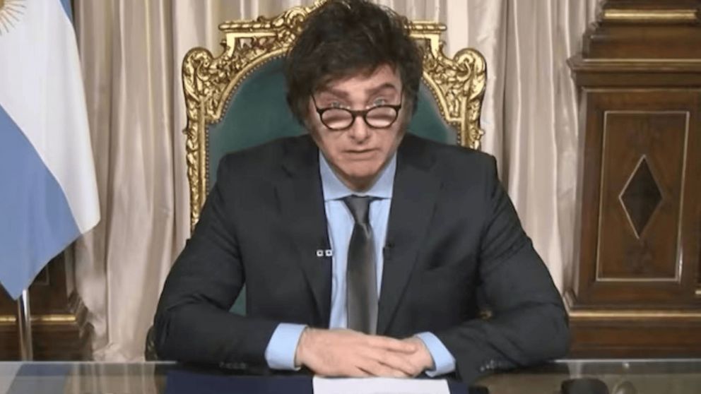 El gobierno oficializó este lunes el veto de la reforma jubilatoria en el Boletín Oficial