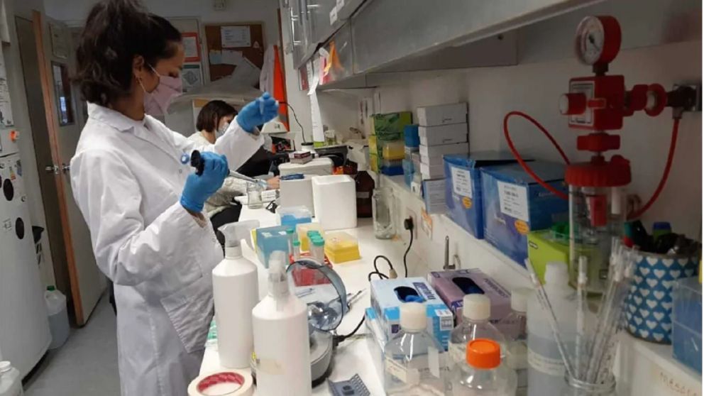 La ciencia, entre las más golpeadas por los despidos y el desfinanciamiento