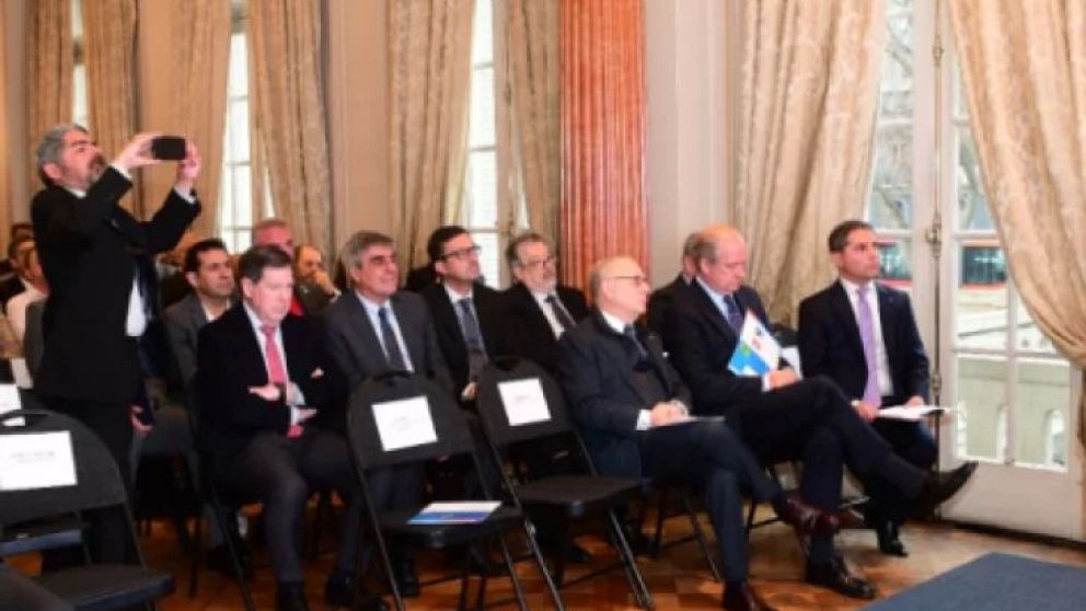 El secretario de Minería participó del “VII Encuentro Minero chileno-argentino" que se realizó en Santiago de Chile. El funcionario destacó el Tratado sobre Integración y Complementación Minera entre ambos países que “fue muy valioso para permitir trabaj