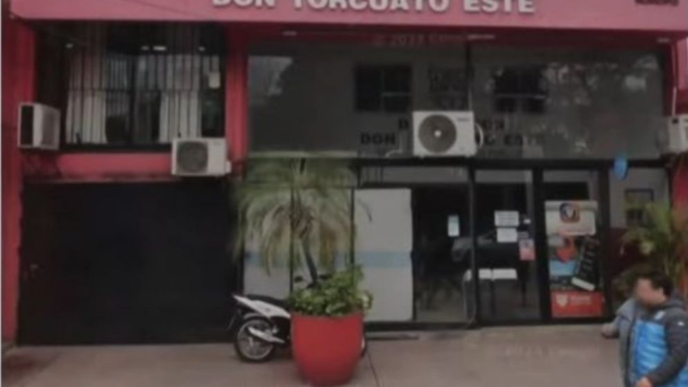 El frente de la delegación donde, según la denunciante, se produjeron los hechos.