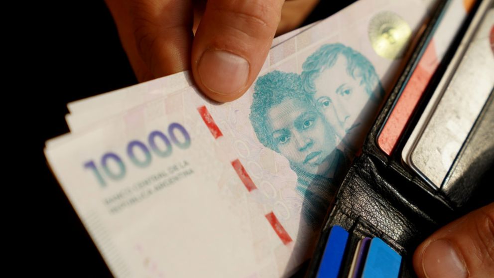 Desde abril, el bono que paga la Anses es de $70.000