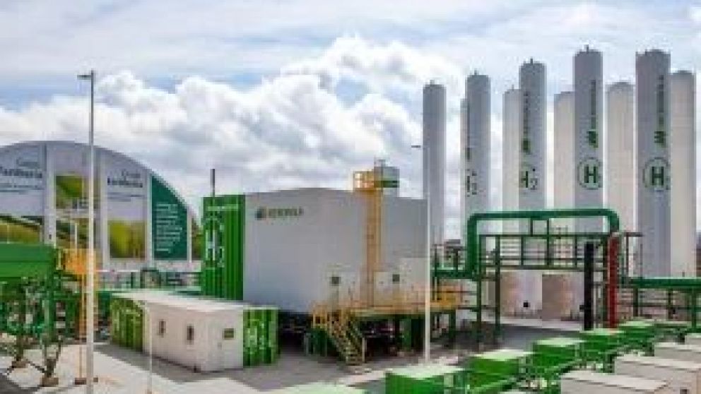 Desde 2022 el Congreso tiene un proyecto del Ejecutivo en análisis. Mientras Europa ya previsiona la futura demanda, Chile primero, Uruguay y Brasil después, avanzaron en normativas para promover su desarrollo. ¿Argentina pierde su oportunidad?