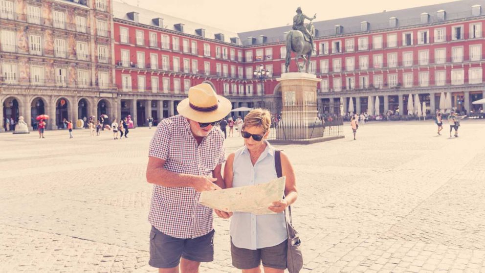 Los turistas en Espa�a est�n moderando los gastos