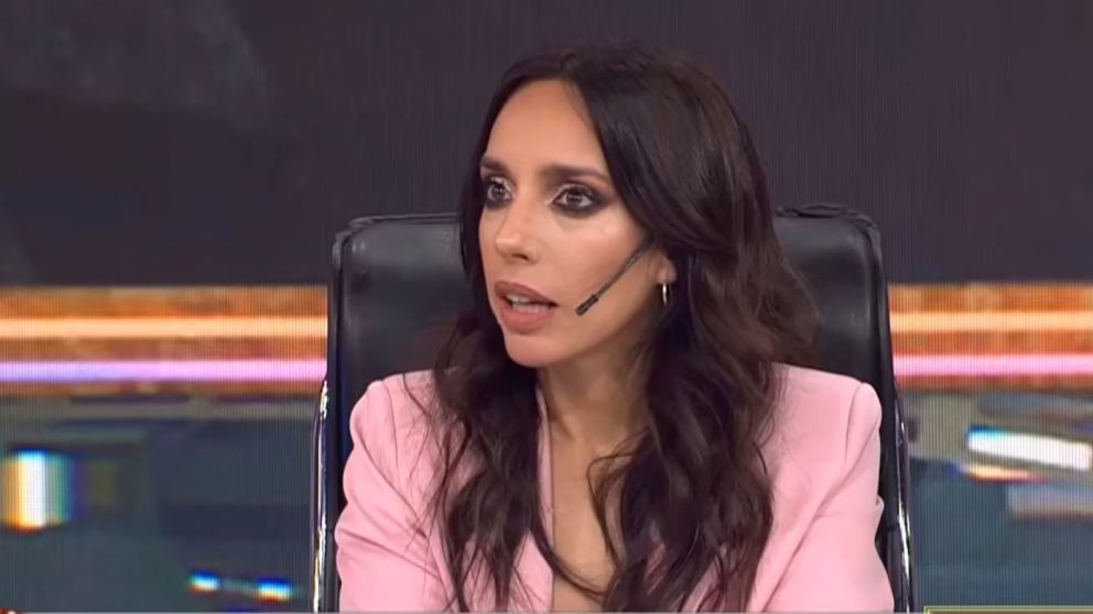 Sospechas por la filtración de una rutina de "Bendita"