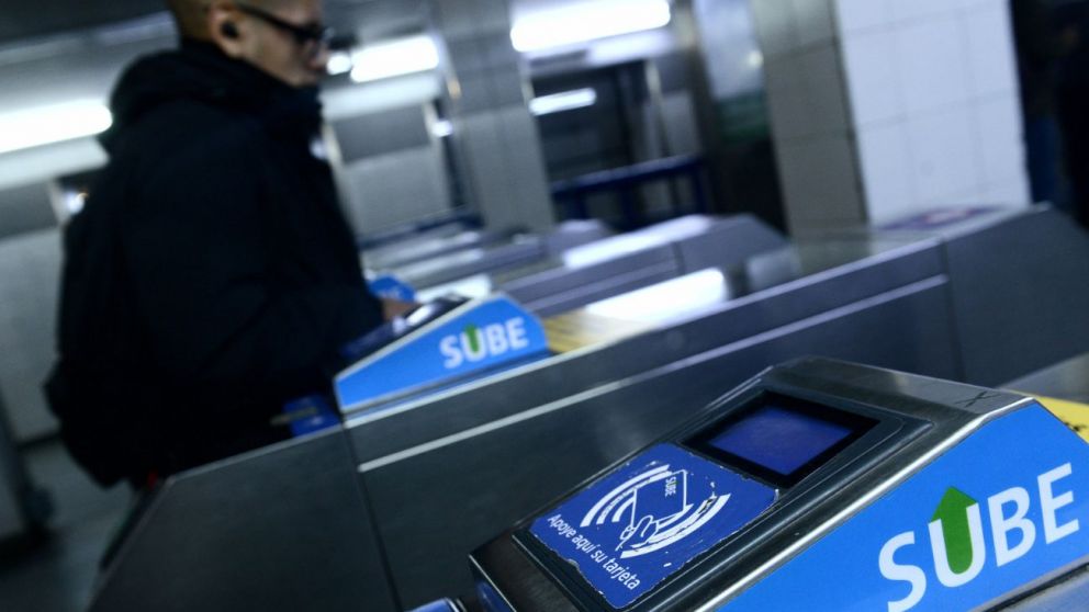 Por los aumentos, el uso del subte disminuyó un 15%.en julio respecto al mismo mes del año pasado