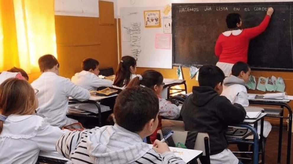 El Ministerio de Capital Humano fijó el nuevo salario mínimo docente