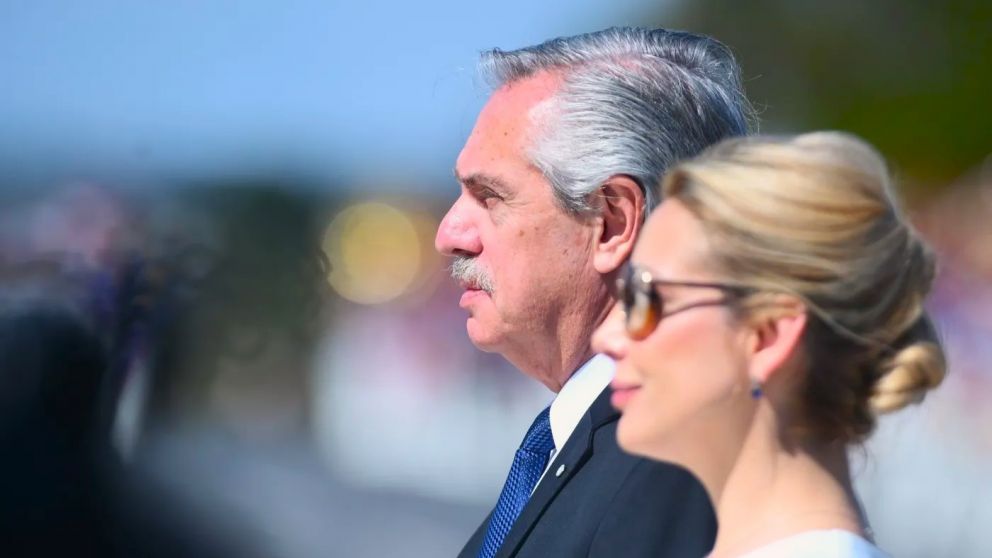La defensa sumó aportes en la denuncia contra Fernández