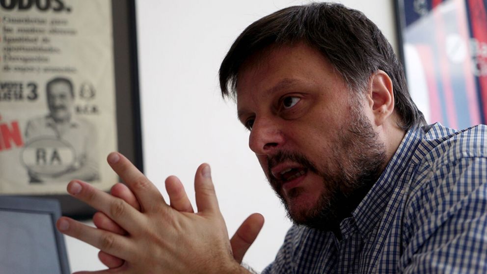 Leandro Santoro se despeg� de Alberto Fern�ndez y Javier Milei lo cruz�: "Gracias a �l, despert�"