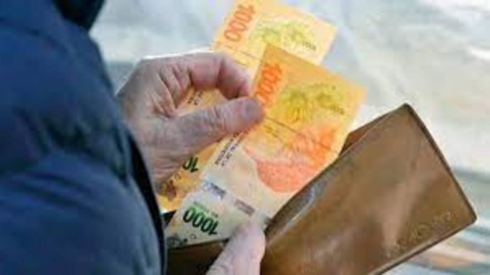 En Argentina se necesita trabajar más que en España por un corte de pelo