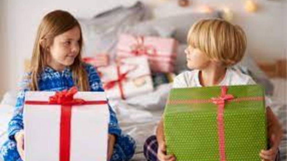 ¿Dónde se pueden comprar remeras para chicos 3 x $10.000 y pantalones por $6.000?