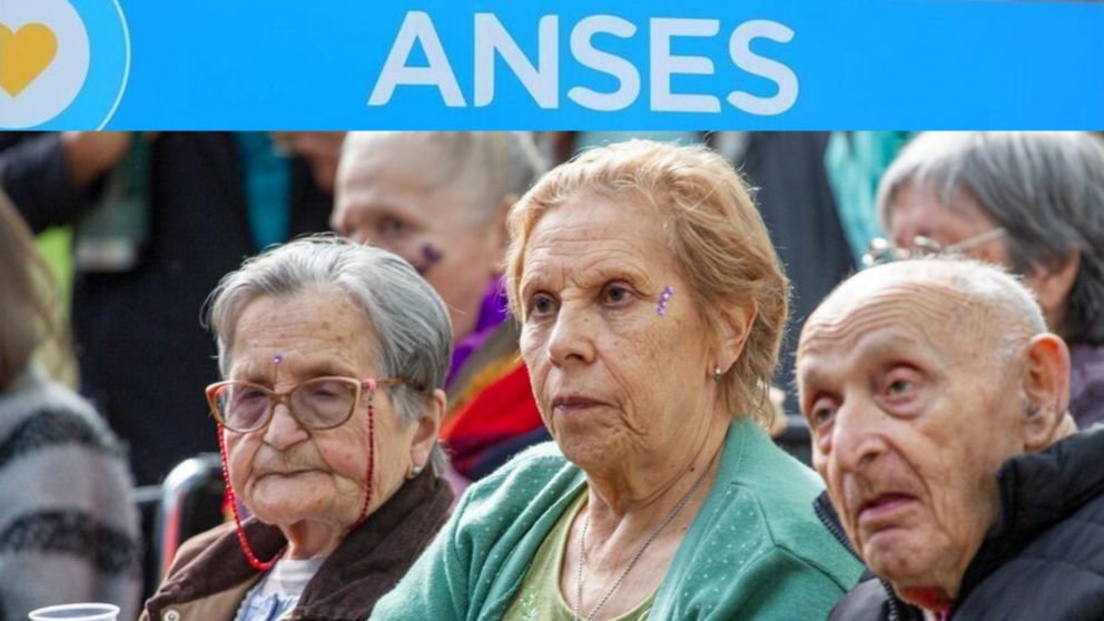 Jubilados: cómo cambiar el lugar de cobro en ANSES online y gratis